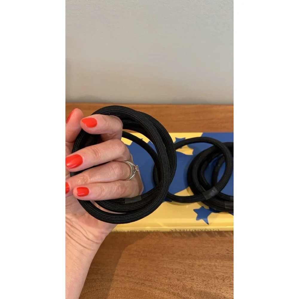 Elastic hair ties